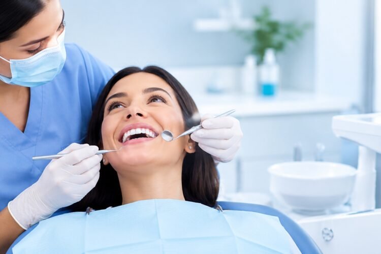 Détartrage et polissage des dents (adultes et enfants)